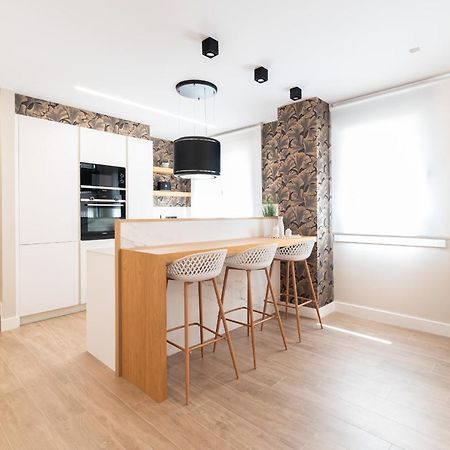 Espectacular Duplex Centrico Con Parking Apartment Vigo Luaran gambar
